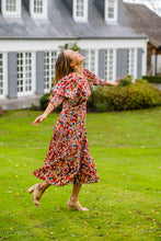 Charger l'image dans la galerie, L'Insouciante - Never Fully Dressed