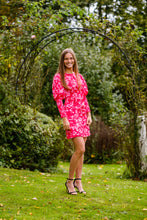 Charger l'image dans la galerie, L'Impertinente - Never Fully Dressed